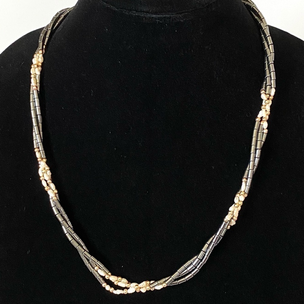 Necklace Hematite Beads & Freshwater Pearl 23”